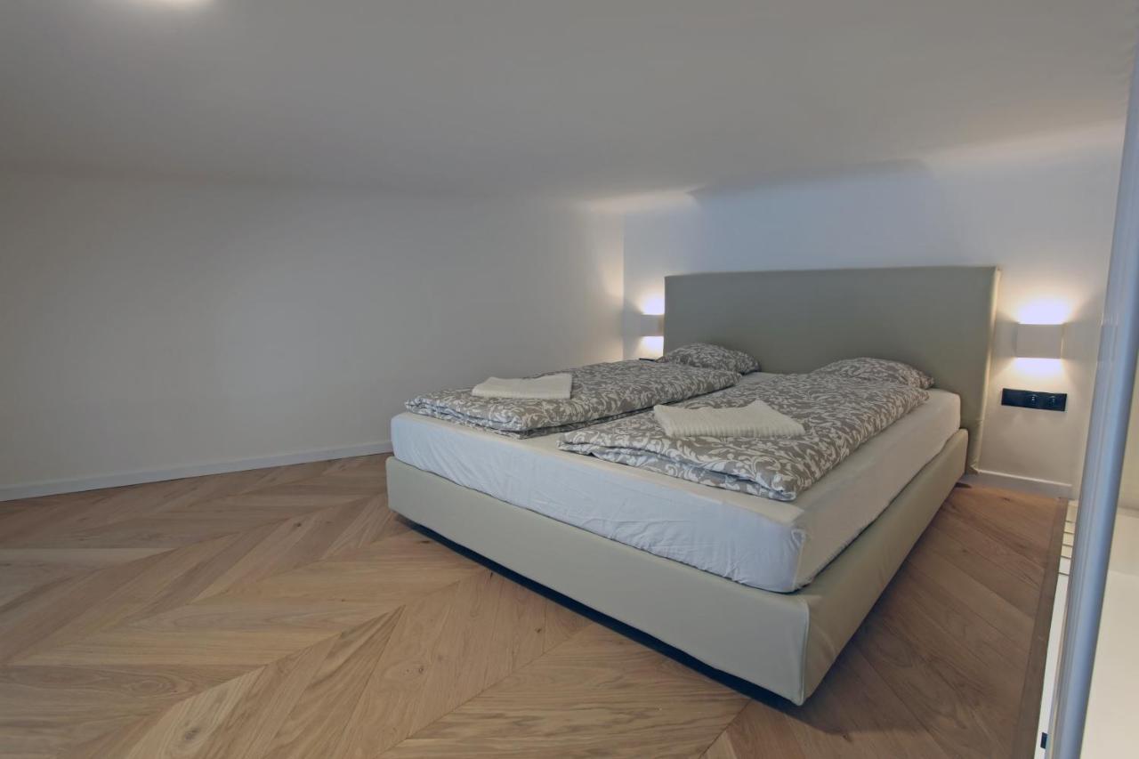 The Apartment House - Mezibranska Prague Ngoại thất bức ảnh